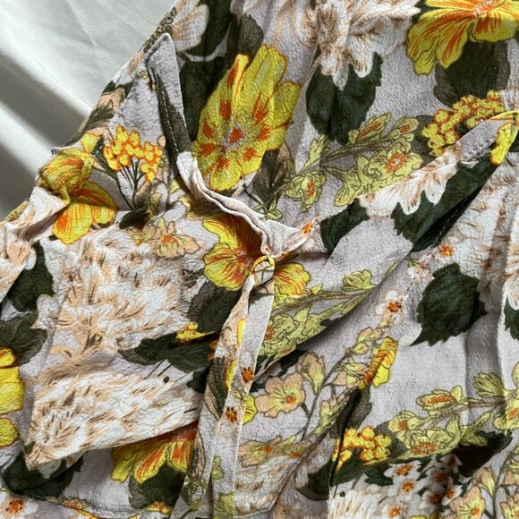 Kimchi Blue Romper - Yellow Floral - Picture 5 of 8